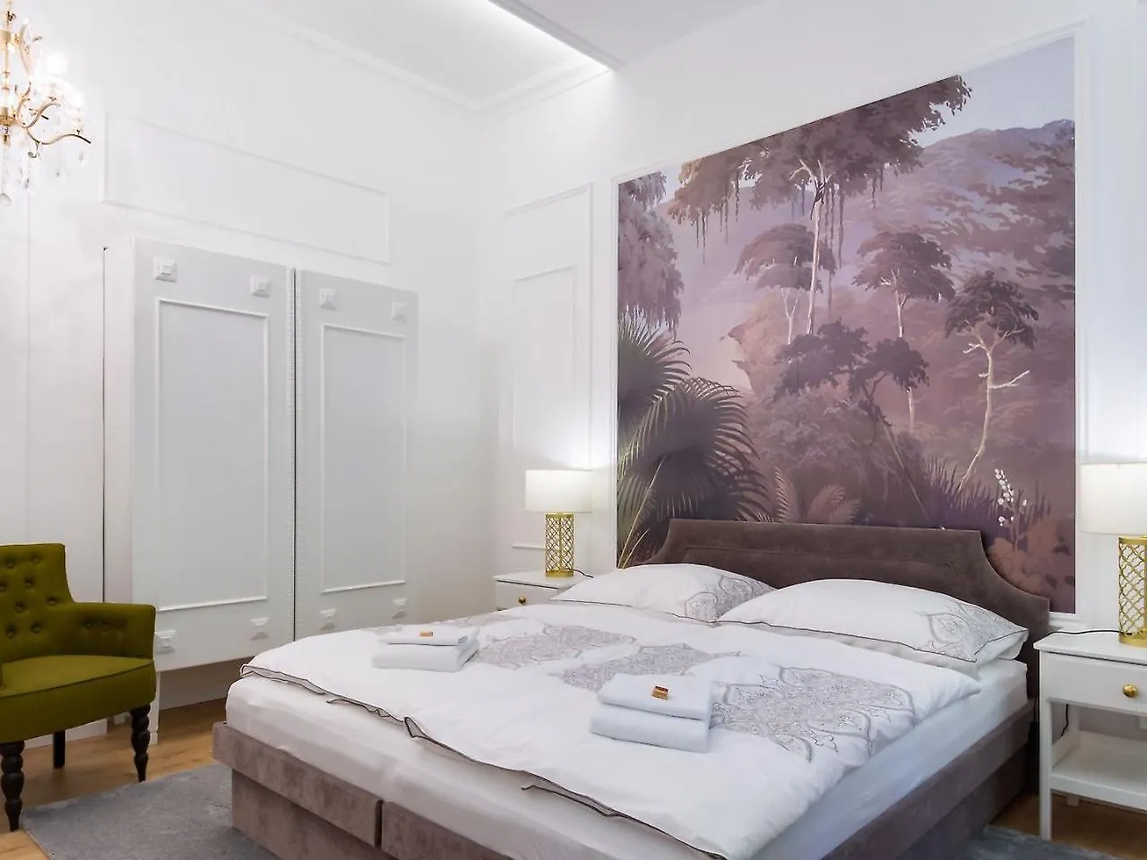 Chestnut & Eliza Suites Budapest 0*,