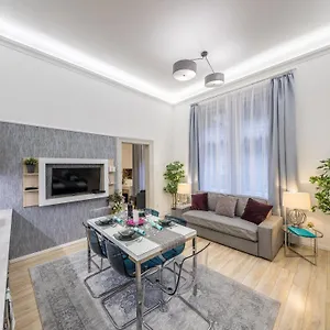  Appartement D.five Market