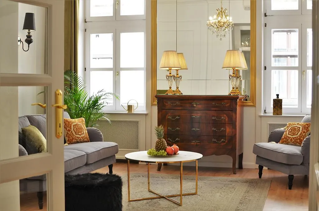 Chestnut & Eliza Suites Budapest 0*,
